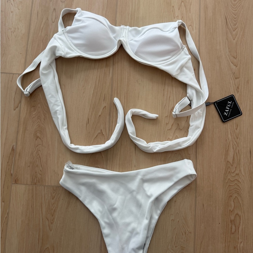 Zaful Ribbed White Bikini Set